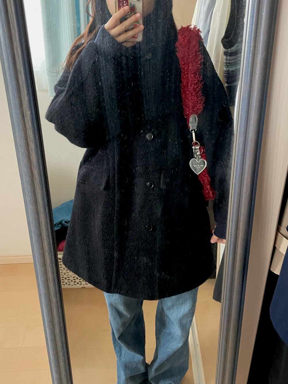 「TINA:JOJUN」｜「UNIQLOのアイテム（デニムパンツ、ブルー系）」を使った、Sakiさん（レディース・157cm）の冬コーディネートの1枚目の写真