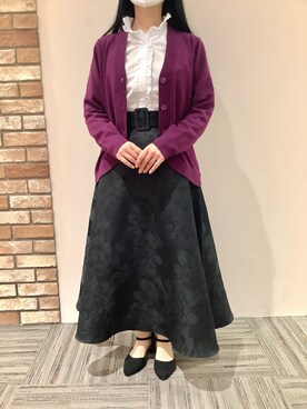 「TOKYO SHIRTS（トウキョウシャツ）の裾丸Ｖネックニットカーディガン（カーディガン/ボレロ）」を使った、BRICK HOUSE シャツ工房 京都イオンモール店さん（レディース・158cm）の秋コーディネート