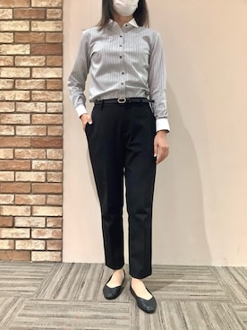 「アイテム（ビジネスシャツ、グリーン系）」を使った、BRICK HOUSE シャツ工房 京都イオンモール店さん（レディース・167cm）の秋コーディネート