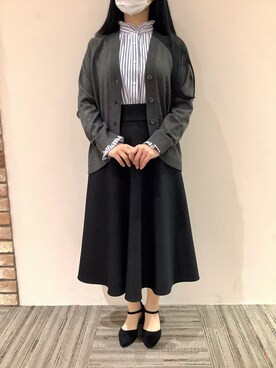 「TOKYO SHIRTS（トウキョウシャツ）の裾丸Ｖネックニットカーディガン（カーディガン/ボレロ）」を使った、BRICK HOUSE シャツ工房 京都イオンモール店さん（レディース・158cm）の秋コーディネート