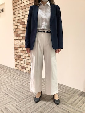 「アイテム（ビジネスシャツ、ベージュ系）」を使った、BRICK HOUSE シャツ工房 京都イオンモール店さん（レディース・160cm）の冬コーディネート