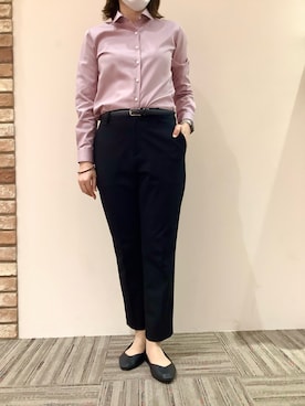 「アイテム（ビジネスシャツ、ピンク系）」を使った、BRICK HOUSE シャツ工房 京都イオンモール店さん（レディース・167cm）の秋コーディネート