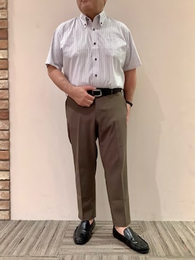 「TOKYO SHIRTS（トウキョウシャツ）の【超形態安定】【吸水速乾】 形態安定ノンアイロン ボタンダウン 半袖ビジネスワイシャツ（ビジネスシャツ、パープル系）」を使った、BRICK HOUSE シャツ工房 京都イオンモール店さん（メンズ・169cm）の夏コーディネート