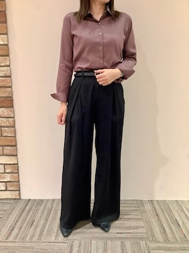 「アイテム（ビジネスシャツ、レッド系）」を使った、BRICK HOUSE シャツ工房 京都イオンモール店さん（レディース・160cm）の秋コーディネート