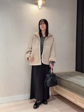 「アイテム（ムートンコート）」を使った、mireiさん（レディース・158cm）の冬コーディネート