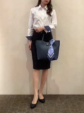 「アイテム（ビジネスシャツ）」を使った、BRICK HOUSE by Tokyo Shirts 宮原ステラタウン店さん（レディース・166cm）の秋コーディネート