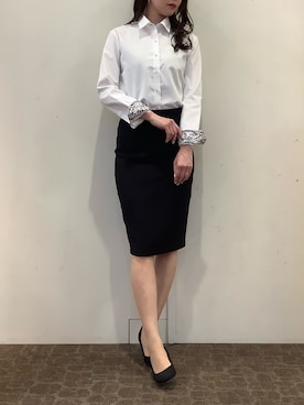 「TOKYO SHIRTS（トウキョウシャツ）の【くまのプーさん】形態安定ノンアイロン レギュラー 長袖ビジネスワイシャツ（ビジネスシャツ、ホワイト系）」を使った、BRICK HOUSE by Tokyo Shirts 宮原ステラタウン店さん（レディース・166cm）の春コーディネート