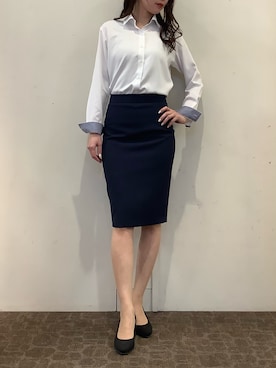 「TOKYO SHIRTS（トウキョウシャツ）のCOFREX 形態安定ノンアイロン ワイド 長袖ビジネスワイシャツ（ビジネスシャツ、ホワイト系）」を使った、BRICK HOUSE by Tokyo Shirts 宮原ステラタウン店さん（レディース・166cm）の春コーディネート
