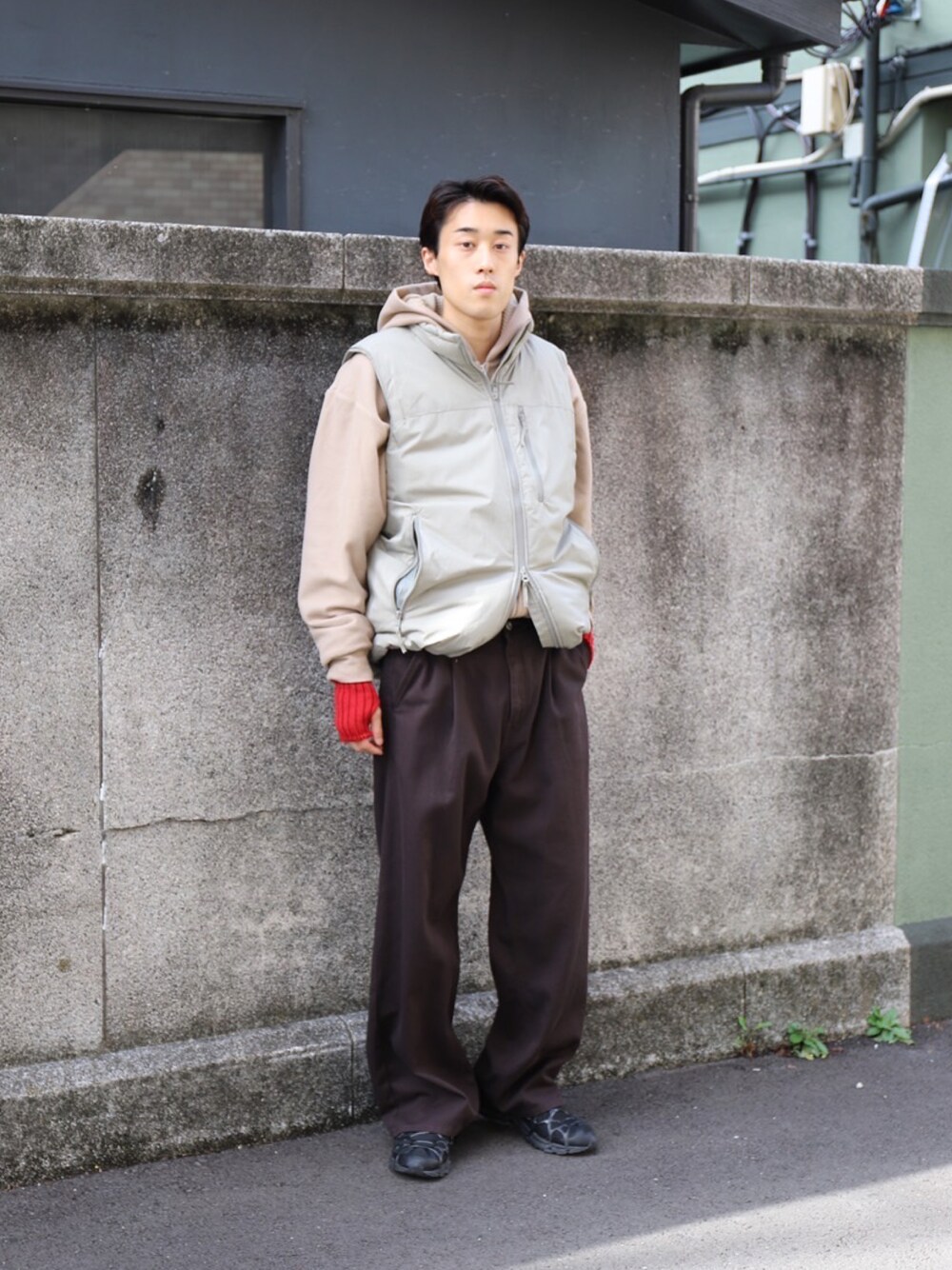 「NIKE、military、superNova.、グローブ、LANTIKI、leuchtfeuer、乱痴気、フィンガーレスグローブ、BURLAP OUTFITTER」｜「LEUCHTFEUERのGLOVES FINGERLESS（手袋、レッド系）」を使った、乱痴気さん（メンズ・175cm）の秋コーディネートの1枚目の写真