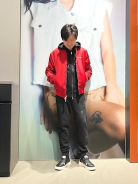 「ジャージ」｜Riさん（メンズ・175cm）の冬コーディネート