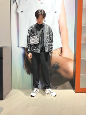 「ARMANI EXCHANGE（アルマーニエクスチェンジ）のアイテム」を使った、Riさん（メンズ・175cm）の春コーディネート