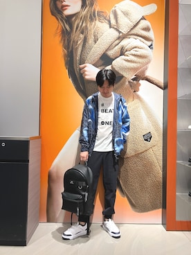 「ARMANI EXCHANGE（アルマーニエクスチェンジ）のアイテム」を使った、Riさん（メンズ・175cm）の秋コーディネート