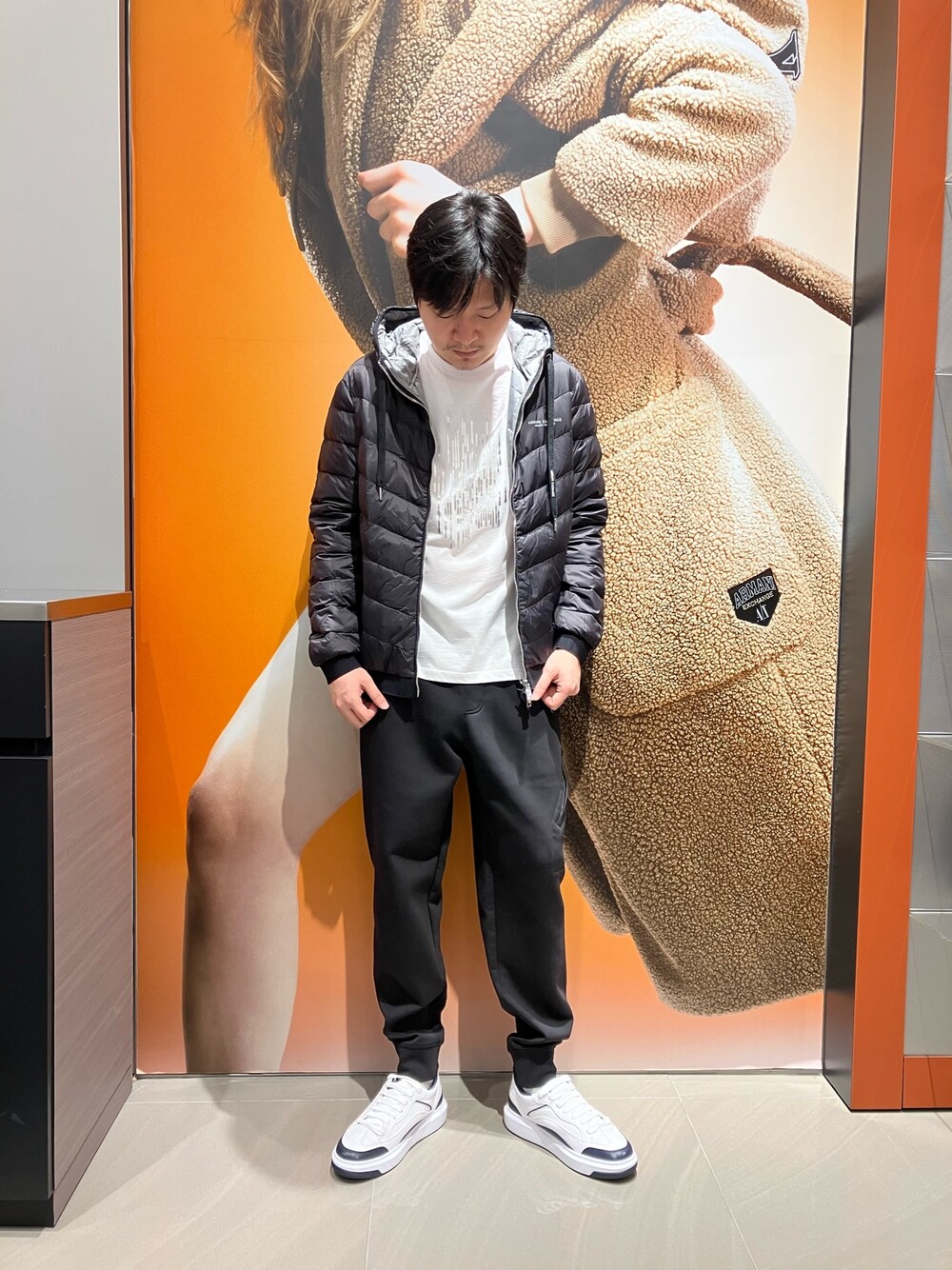 アルマーニが今1番力を入れているワッフルメッシュ製ストレッチ ジョガーパンツ アルマーニが今1番力を入れているワッフルメッシュ製ストレッチ