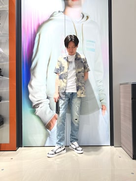 「ARMANI EXCHANGE（アルマーニエクスチェンジ）のアイテム」を使った、Riさん（メンズ・175cm）の春コーディネート