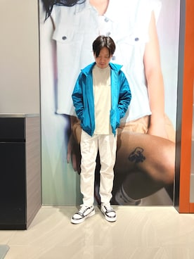 「ARMANI EXCHANGE（アルマーニエクスチェンジ）のアイテム」を使った、Riさん（メンズ・175cm）の春コーディネート