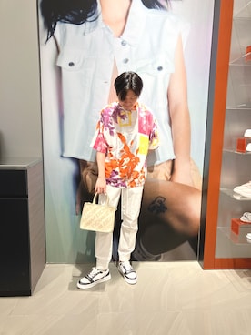 「ARMANI EXCHANGE（アルマーニエクスチェンジ）のアイテム（ハンドバッグ）」を使った、Riさん（メンズ・175cm）の春コーディネート