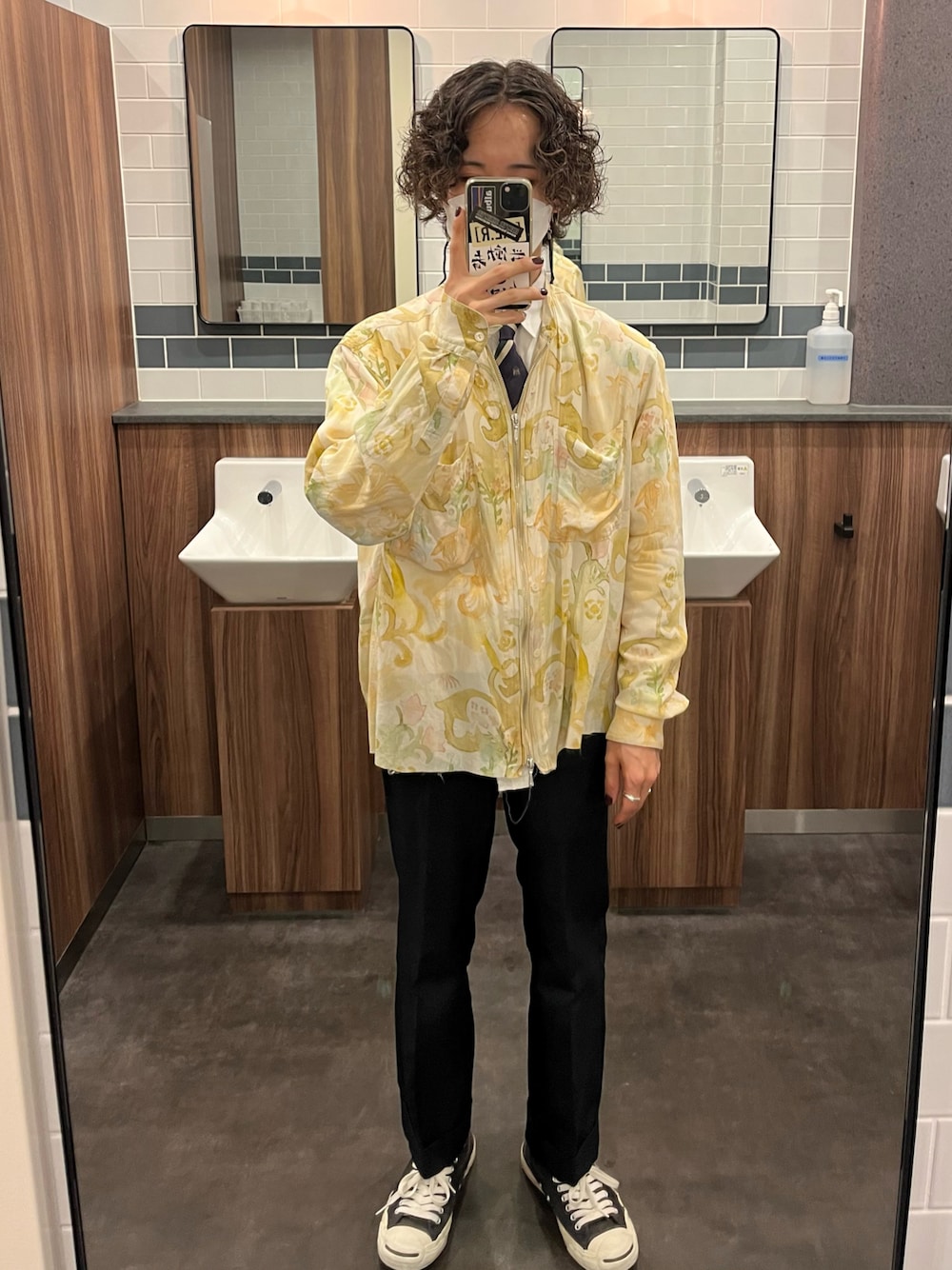 「Comme des Garcons SHIRT、MASU、kaiko、converse、united arrows」｜「KAIKOのKAIKO THE PREST（スラックス、ブラック系）」を使った、udosho32さん（メンズ・164cm）の秋コーディネートの1枚目の写真