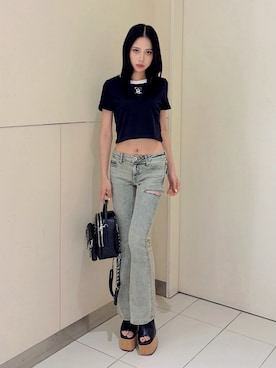 「GYDA（ジェイダ）のSquare gydaバイカラーショートTシャツ（Tシャツ/カットソー、ブラック系）」を使った、miiaさん（レディース・160cm）の夏コーディネート