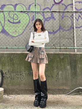 「アイテム（デニムスカート）」を使った、miiaさん（レディース・160cm）の秋コーディネート