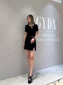 GYDA、スカート黒、S ジェイダ GYDA フェイクレザーアシメZIP スカート （ブラック