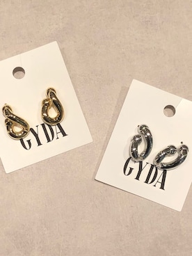 「GYDA（ジェイダ）のアイテム（ピアス（両耳用））」を使った、miiaさん（レディース・160cm）の冬コーディネート