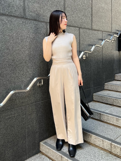 B00706 ラグナムーンLAGUNAMOONフォルムクロップドパンツ レディース