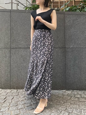 「アイテム（サンダル、その他）」を使った、RUNA ONISHIさん（レディース・163cm）の春コーディネート