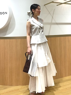 「LAGUNAMOON（ラグナムーン）のアイテム」を使った、RUNA ONISHIさん（レディース・163cm）の春コーディネート