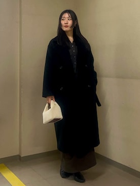 「アイテム（ステンカラーコート）」を使った、RUNA ONISHIさん（レディース・163cm）の秋コーディネート