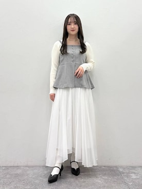 「WA ORiental TRaffic（ダブルエーオリエンタルトラフィック）のプチ メタル パーツ ストラップ ヒール パンプス /62102（パンプス、ブラック系）」を使った、sakiさん（162cm）の春コーディネート