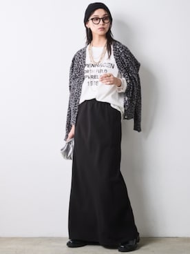 「CHIC STYLE（シックスタイル）のロゴプリントロングスリーブTシャツ＜大きいサイズ有＞シックスタイル（Tシャツ/カットソー、ホワイト系）」を使った、ZOZO_SMILELAND_STAFFさん（レディース・163cm）の秋コーディネート