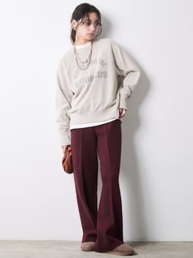 「CHIC STYLE（シックスタイル）のロゴプリントロングスリーブTシャツ＜大きいサイズ有＞シックスタイル（Tシャツ/カットソー、ホワイト系）」を使った、ZOZO_SMILELAND_STAFFさん（レディース・163cm）の秋コーディネート