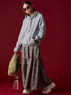 「アイテム（ワンピース/ドレス、ベージュ系）」を使った、ZOZO_SMILELAND_STAFFさん（レディース・163cm）の秋コーディネート