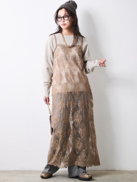 「CHIC STYLE（シックスタイル）のロゴプリントクルーネックスウェット＜大きいサイズ有＞シックスタイル（スウェット、ベージュ系）」を使った、ZOZO_SMILELAND_STAFFさん（レディース・163cm）の秋コーディネート