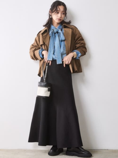 綿100％ライトオンスデニムリボンタイ付シャツ ＜大きいサイズ有