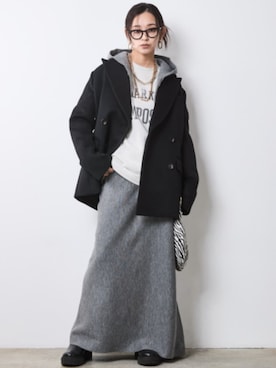 「アイテム（パーカー、グレー系）」を使った、ZOZO_SMILELAND_STAFFさん（レディース・163cm）の秋コーディネート