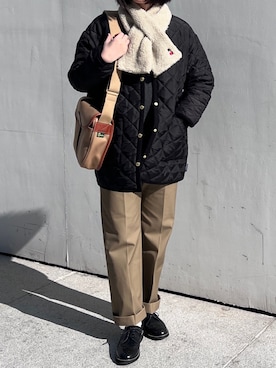 「アイテム（ドレスシューズ）」を使った、チャリティーさん（レディース・165cm）の冬コーディネート