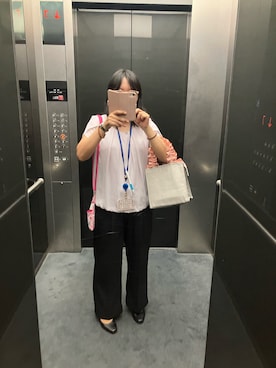 「アイテム（スーツパンツ）」を使った、コナン&すみっこぐらし推しさん（レディース・151cm）の秋コーディネート