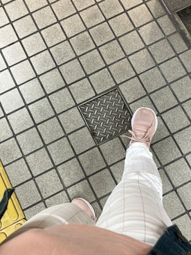 「Mac-House（マックハウス）のアイテム（パンツ）」を使った、コナン&すみっこぐらし推しさん（レディース・151cm）の秋コーディネート