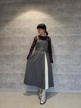 「アイテム（ジャンパースカート）」を使った、moco🐑さん（レディース・158cm）の秋コーディネート