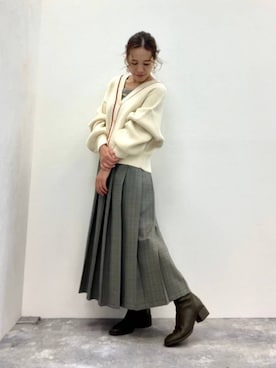 「アイテム（ブーツ、グリーン系）」を使った、JUNNA さん（レディース・148cm）の秋コーディネート