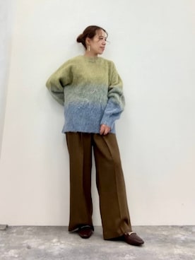 「HIMIKO（ヒミコ）のアイテム（ローファー）」を使った、JUNNA さん（レディース・148cm）の秋コーディネート