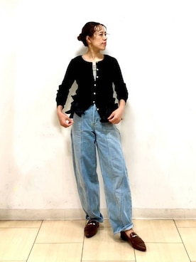 「HIMIKO（ヒミコ）のアイテム（ローファー）」を使った、JUNNA さん（レディース・148cm）の秋コーディネート