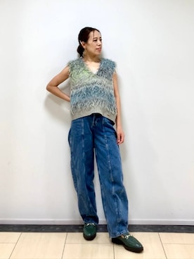 「HIMIKO（ヒミコ）のアイテム（ローファー）」を使った、JUNNA さん（レディース・148cm）の秋コーディネート