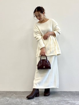 「HIMIKO（ヒミコ）のアイテム」を使った、JUNNA さん（レディース・148cm）の秋コーディネート