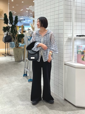「CIAOPANIC TYPY（チャオパニックティピー）の∴シアークロップドジップチェックフードシャツ（シャツ/ブラウス、ブルー系）」を使った、Natsukiさん（レディース・156cm）の秋コーディネート