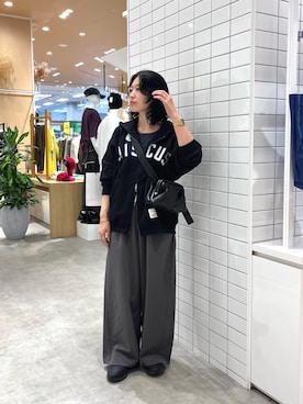 「アイテム（タンクトップ）」を使った、Natsukiさん（レディース・156cm）の秋コーディネート