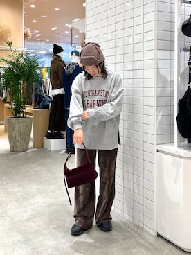 「ベロア」｜「アイテム（帽子）」を使った、Natsukiさん（レディース・156cm）の冬コーディネート