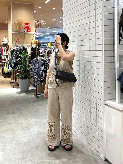 バックルベルト厚底サンダル