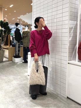 「アイテム（タンクトップ）」を使った、Natsukiさん（レディース・156cm）の秋コーディネート